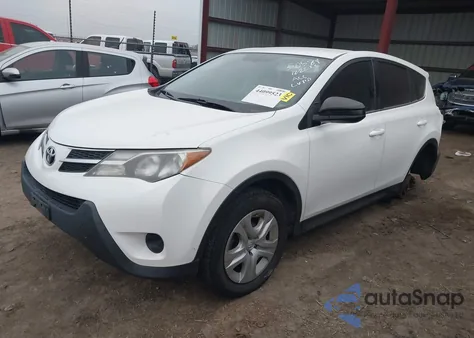 2015 Toyota Rav4 Le z USA, uszkodzony, nr VIN JTMZFREVXFD058181
